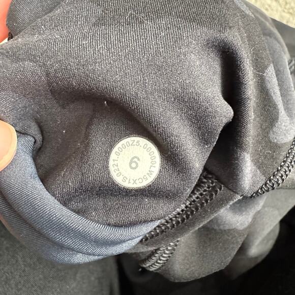 Lululemon Invigorate High-Rise 25" Tight - Size 6 - Picture 6 of 7